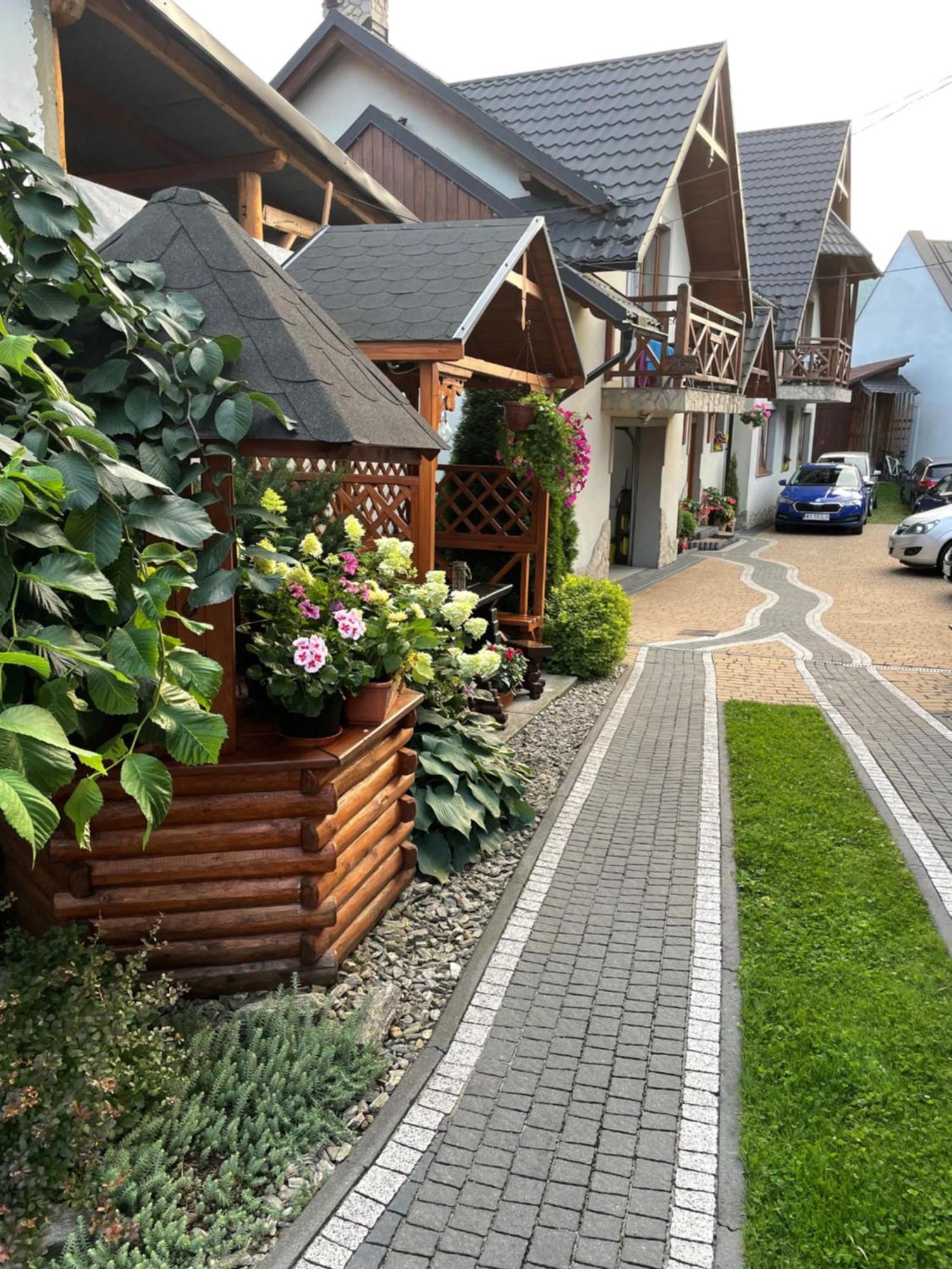 Pokoje Goscinne Wiktoria Szczawnica Exterior foto